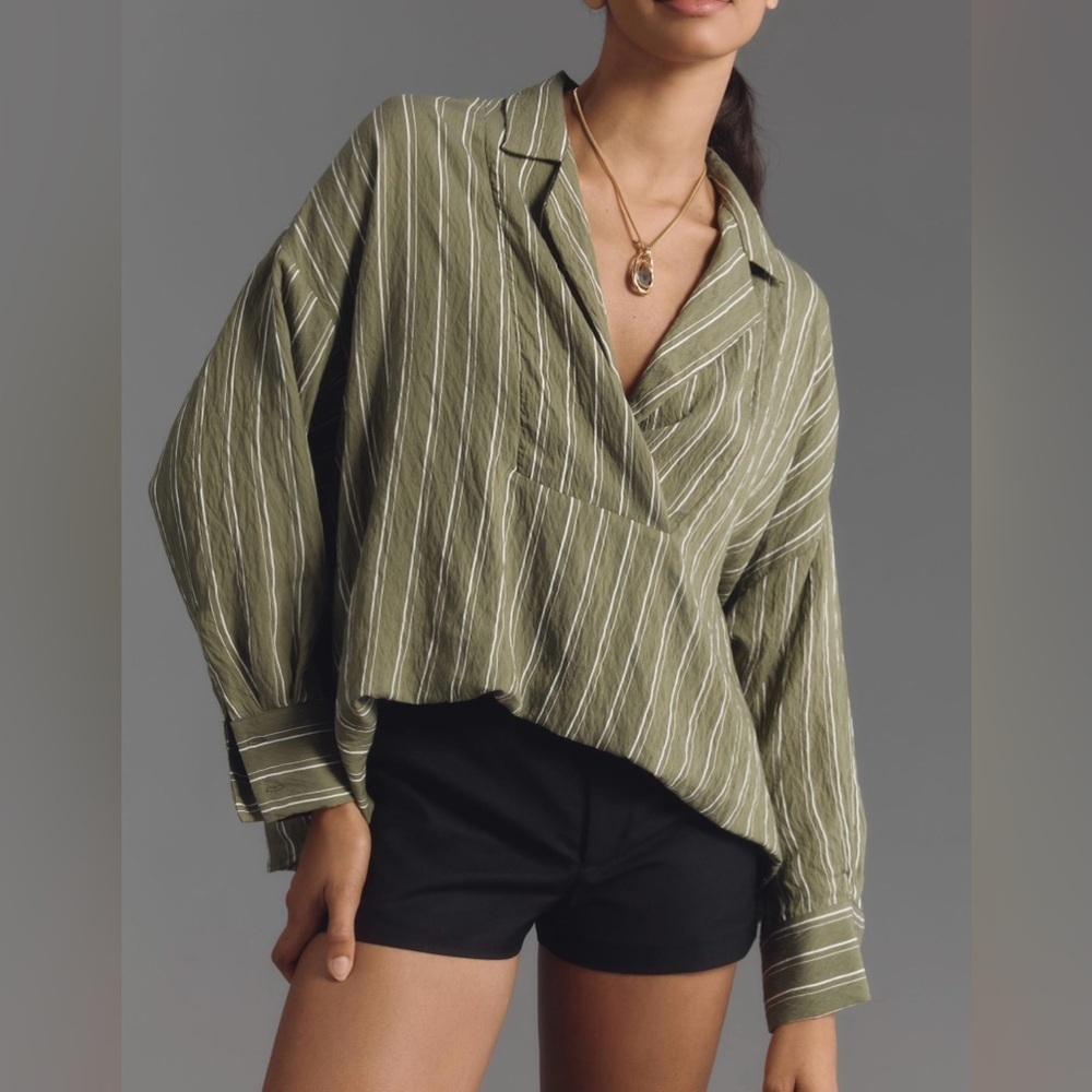 NWT Size XSP (P25") - The Dylon Long-Sleeve Wide-Placket Top